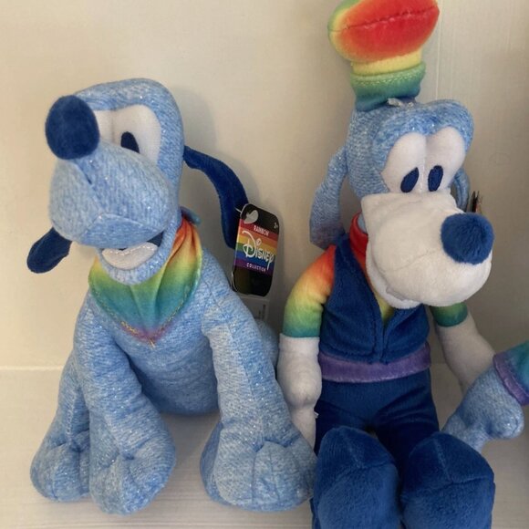 Disney Rainbow Collection Set of 4 Pride Plush Donald Daisy Goofy Pluto - Picture 4 of 6